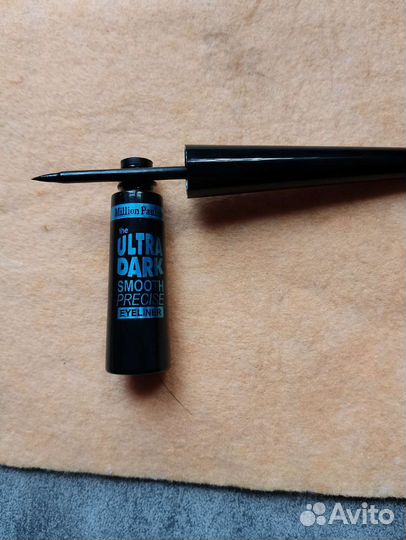 Жидкая подводка для глаз. Карандаш в подарок