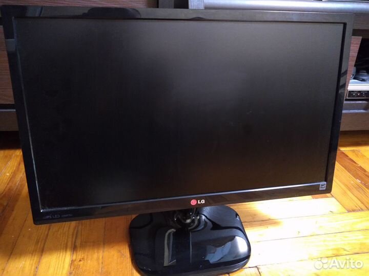Монитор LG 23