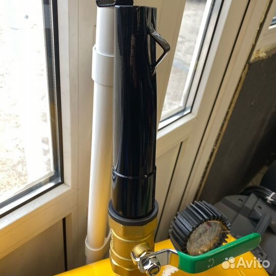 Бустер для взрывной подкачки колес 19л