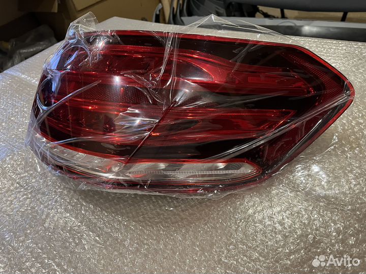 Правый фонарь боковой Mercedes W212 рест в крыло