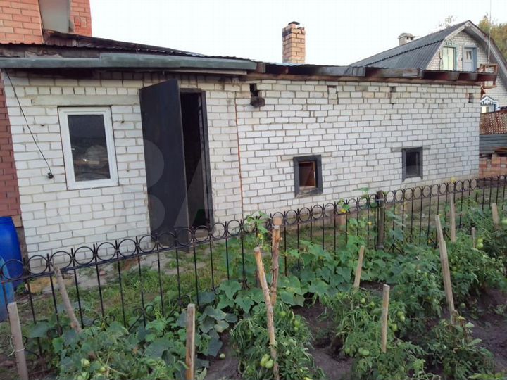 Дом 192,8 м² на участке 8,3 сот.