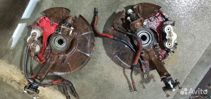 Передний рычаг в сборе Нива