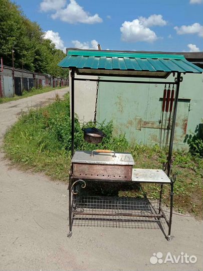 Мангал с крышей мало бу (1 раз)