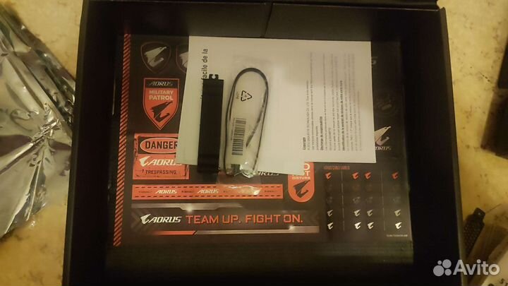 Продам материнскую плату gigabyte b550