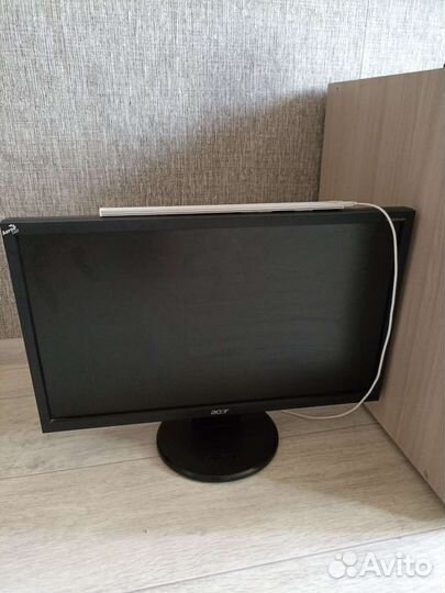 Монитор 22 дюйма acer