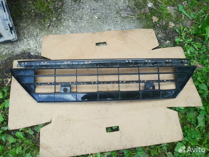 Решетка переднего бампера Volkswagen Tiguan 2