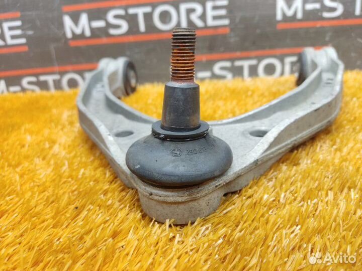 Рычаг подвески верхний передний левый Volkswagen