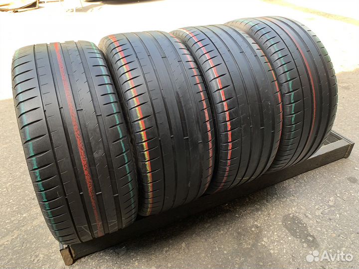 Michelin Pilot Sport 4 245/40 R18