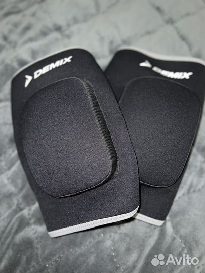 Наколенники