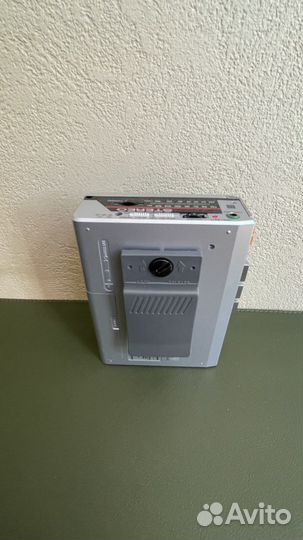 Кассетный плеер Aiwa HS-T06