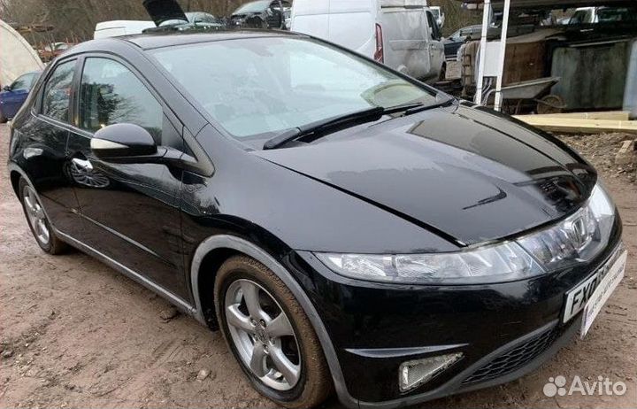 Детали кузова Honda Civic 5D 2007 год Авторазбор