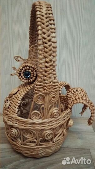 Корзина Пасхальная курочка из бумажной лозы