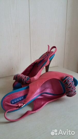 Новые босоножки