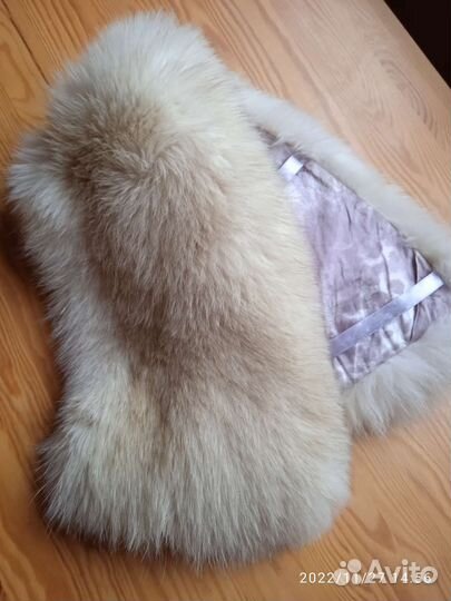 Меховой воротник песец