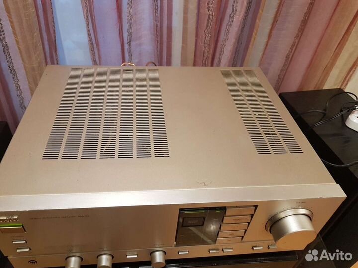 Усилитель Akai AM-52
