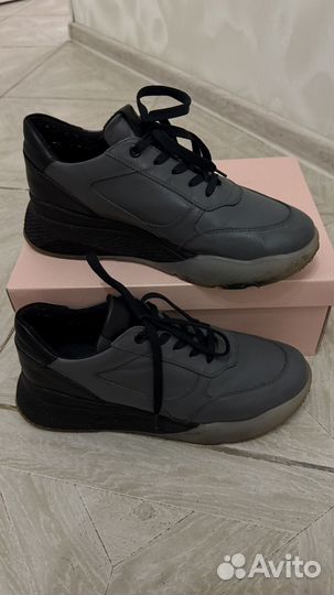 Кроссовки Эконика 40