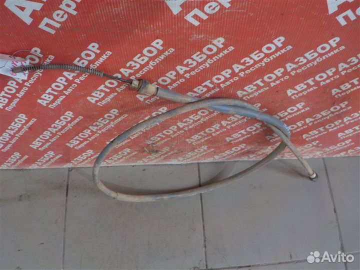 Трос ручника задний правый Renault Sandero 2