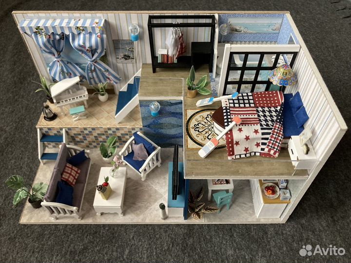 Интерьерная миниатюра Дом у моря