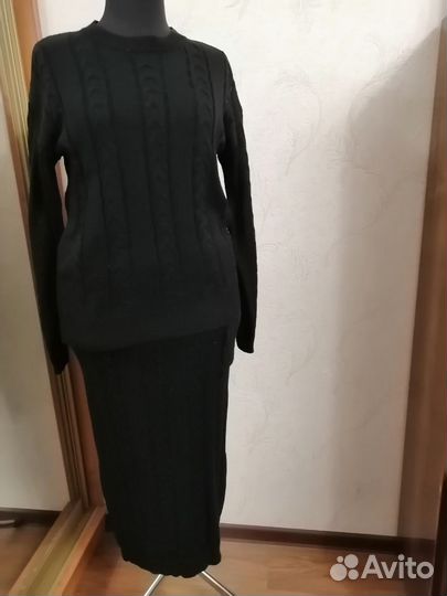 Костюм женский новый