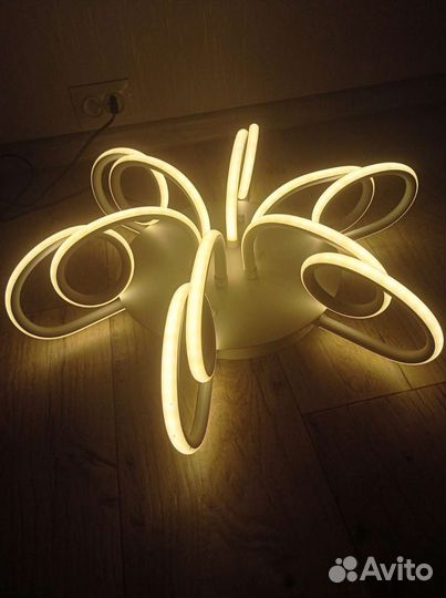 Люстра потолочная светодиодная новая