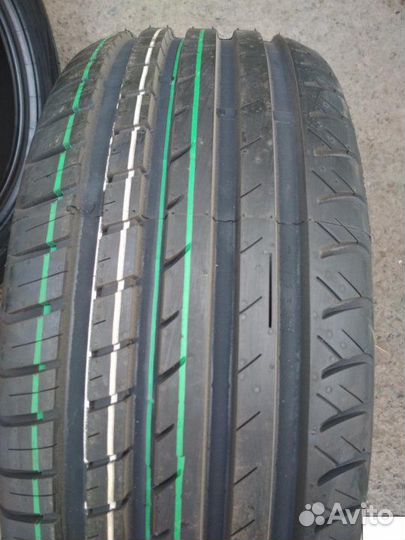 Viatti Strada Asimmetrico V-130 225/45 R18 95V