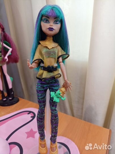 Кукла монстер хай