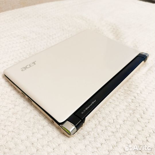 Шустрый нетбук Acer 2GB/Ssd60/Atom