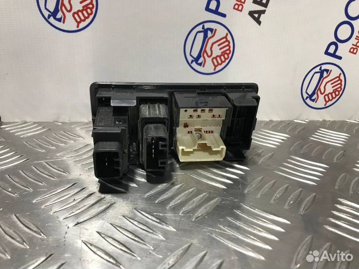 Блок управления зеркалами Toyota Avensis 2 T250