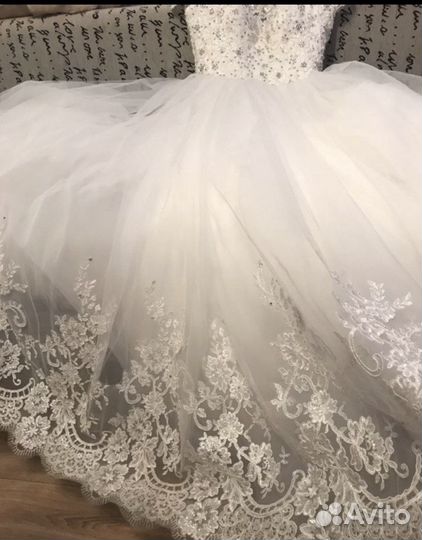 Свадебное платье 44 46 бу