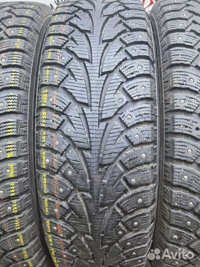 Hankook Winter I'Pike 215/65 R17 98T