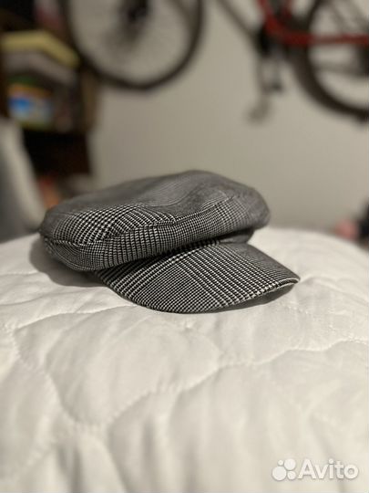 Женская кепка flat cap ZaRA