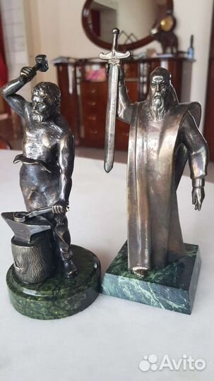 Бронзовые статуэтки