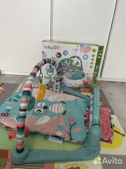 Развивающий коврик с пианино