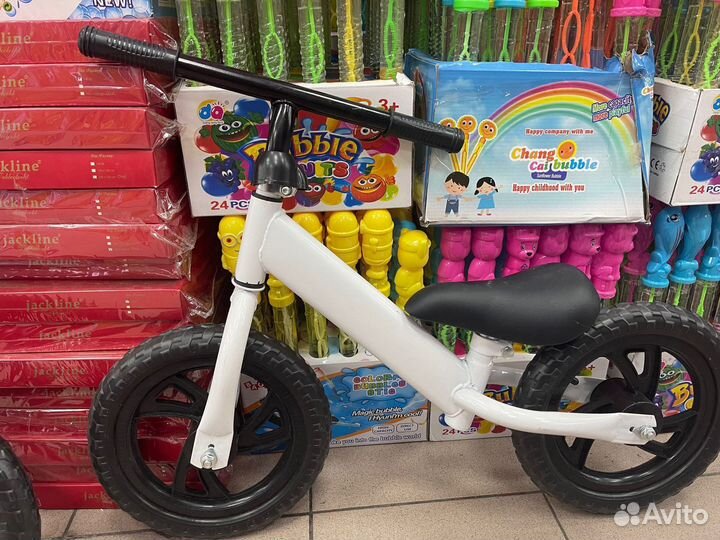 Беговел детский новый