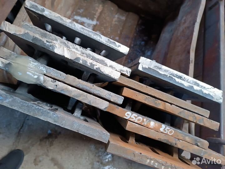 Колосники чугунные новые