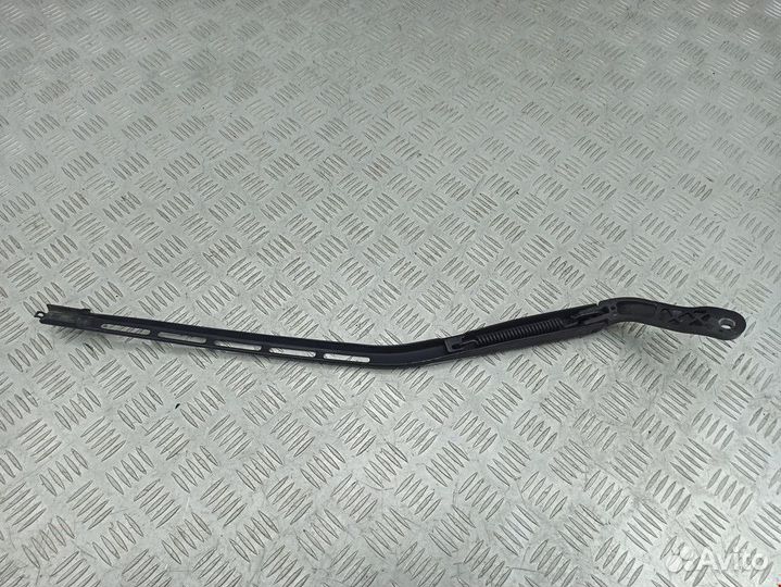 Щеткодержатель (поводок стеклоочистителя, дворник)