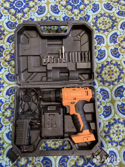 Шуруповерт вихрь 14,4v