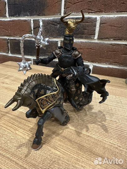 Фигурки рыцарь средневековья на лошади Papo