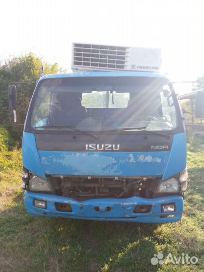 Isuzu NQR75, 2010