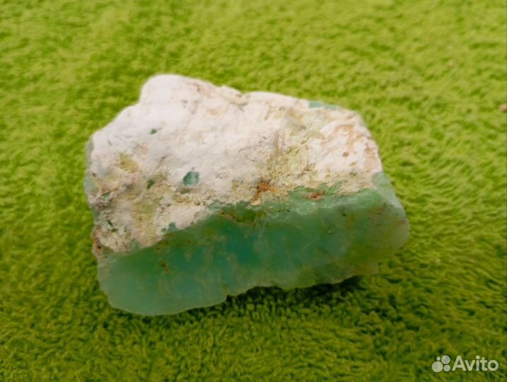 Хризопраз 129