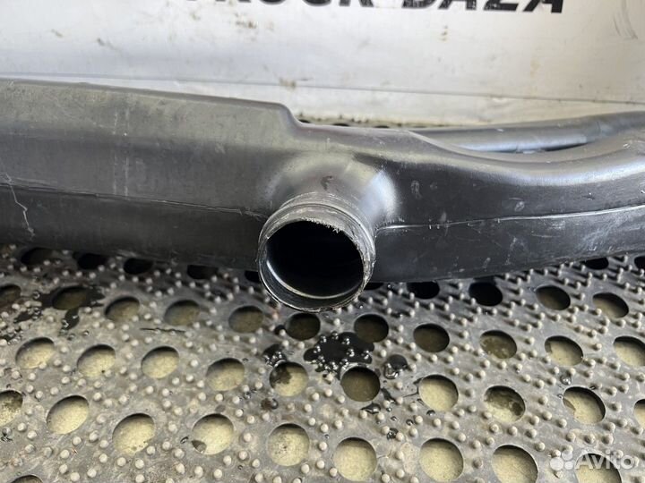 3175646 Воздуховод отопителя