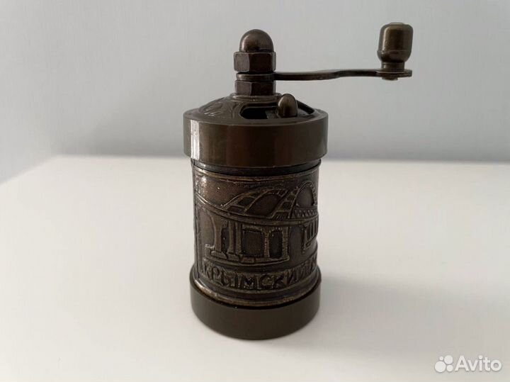 Интерьерные статуэтки