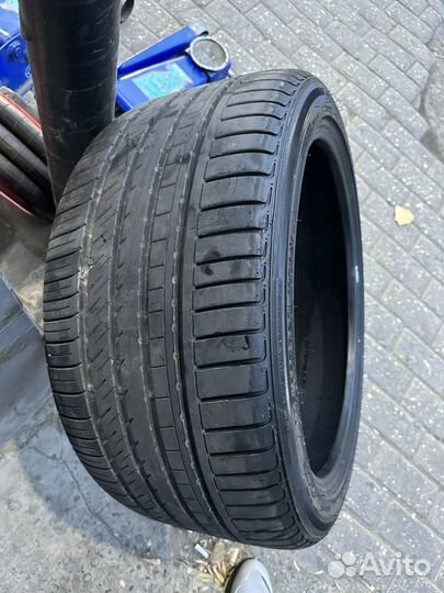 Kinforest KF770 295/35 R20