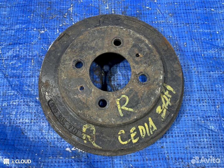 Тормозной барабан на mitsubishi lancer cedia CS2A