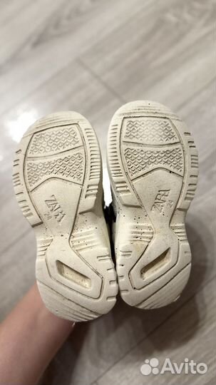 Кроссовки для девочки 24 Zara