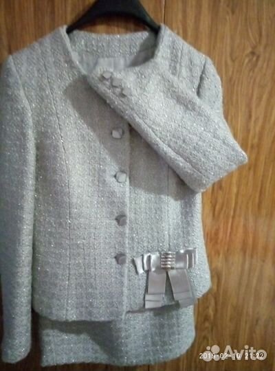 Женский костюм