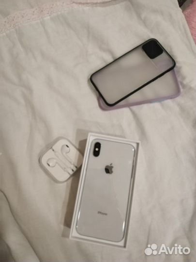 iPhone X, 64 ГБ