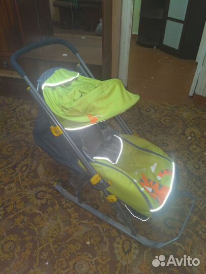 Продам санки коляску