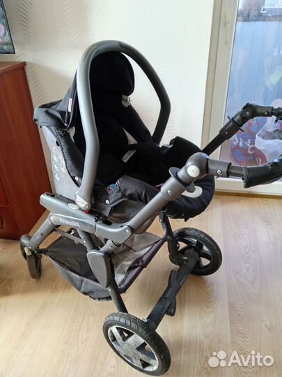 Детская коляска 3 в 1