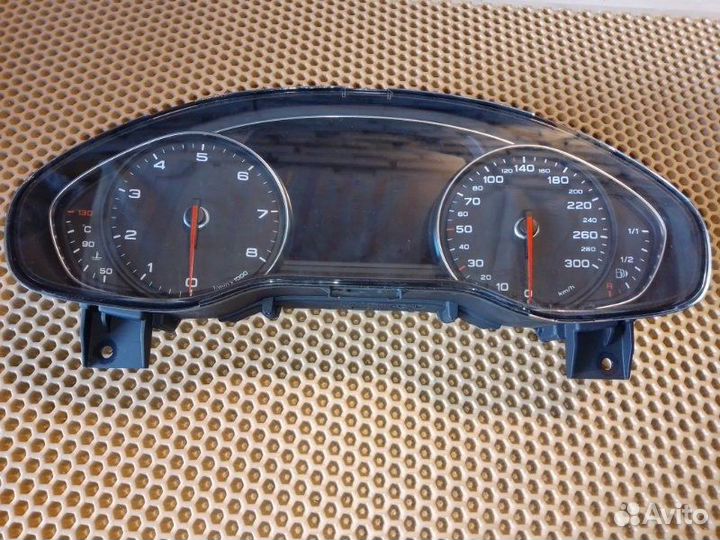 Панель приборов Audi A8 D4 long 4.2 cdra 2011